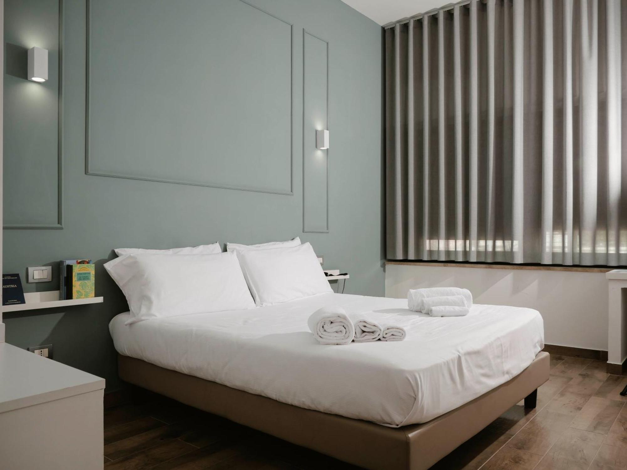 Millennium Gold Hotel Наполи Екстериор снимка